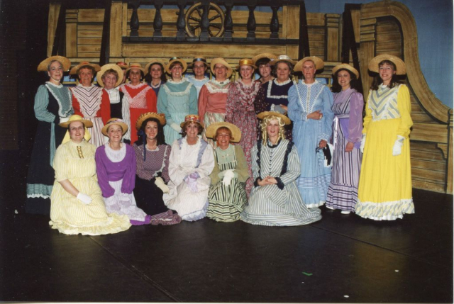 2002 – Trial & Pinafore008